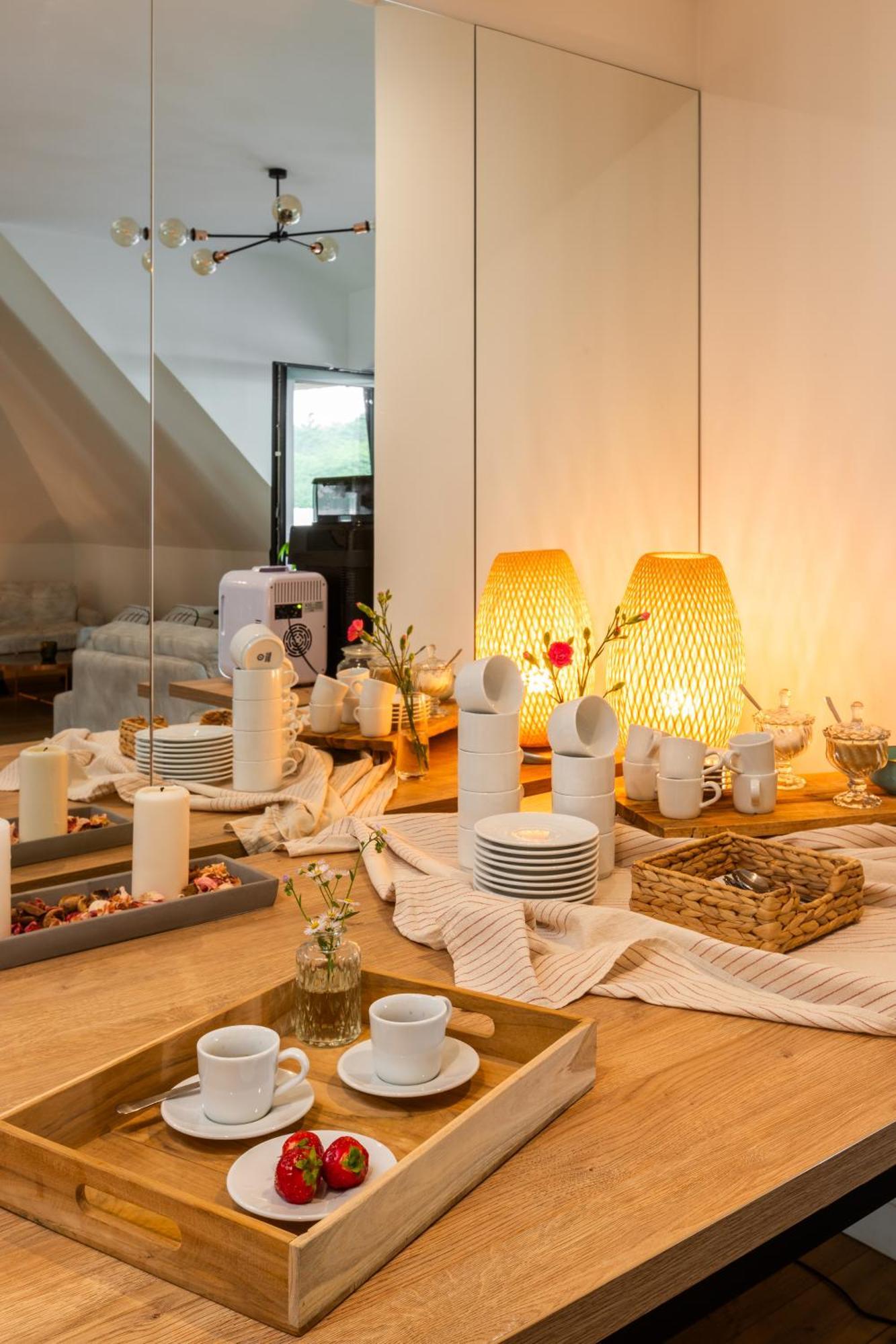 Wągrowiec Mieta Bed & Breakfast エクステリア 写真